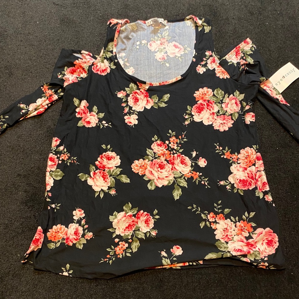 Rose Shoulder Cut Top